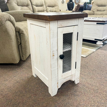 Wystfield Chairside End Table