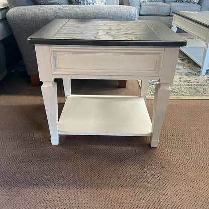 Cottage Grove End Table