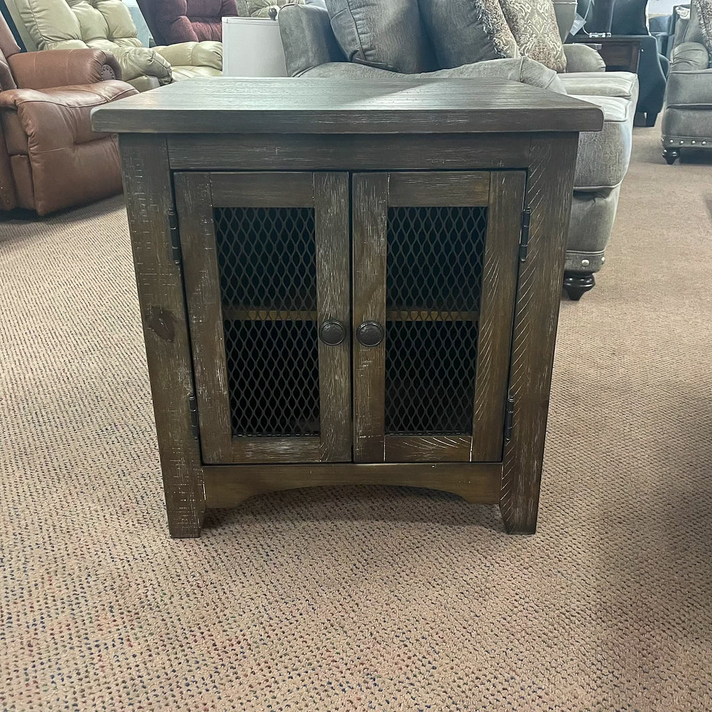 Danell Ridge End Table