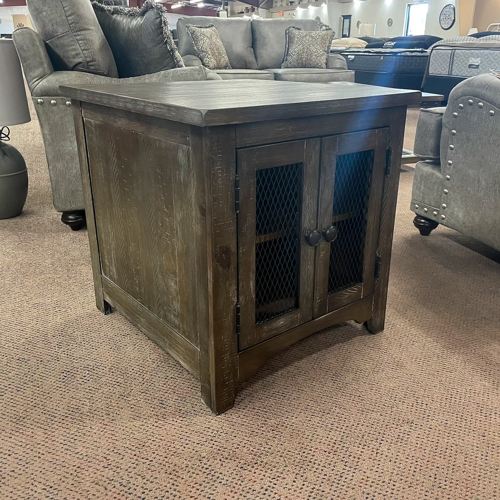 Danell Ridge End Table