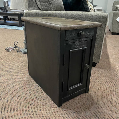 Stromberg Chairside End Table with USB Ports & Outlets