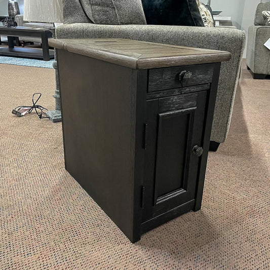 Stromberg Chairside End Table with USB Ports & Outlets