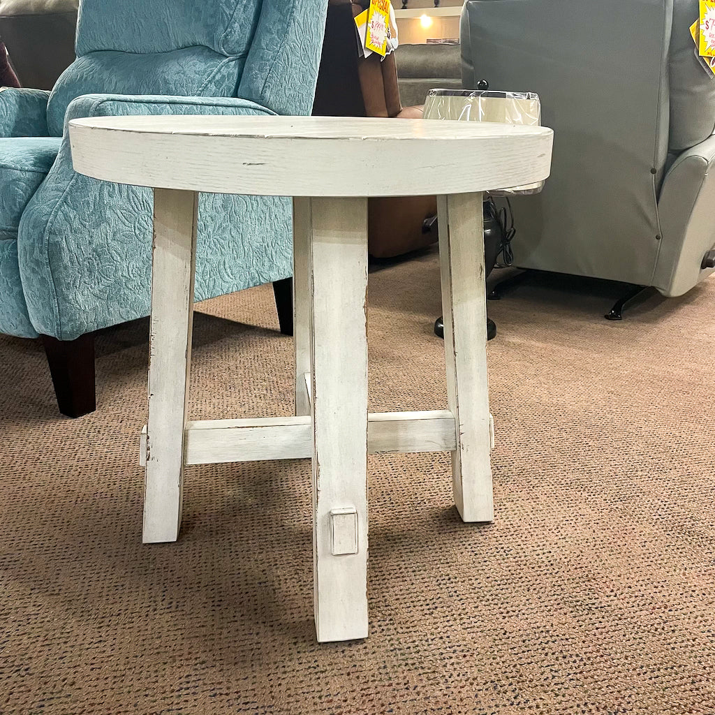Modern White Farmhouse Splay Leg Round End Table
