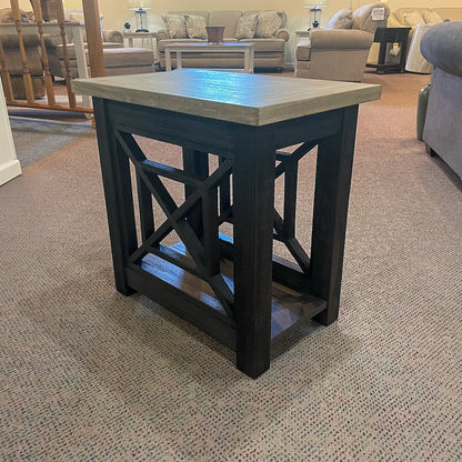 Heatherbrook Chairside Table