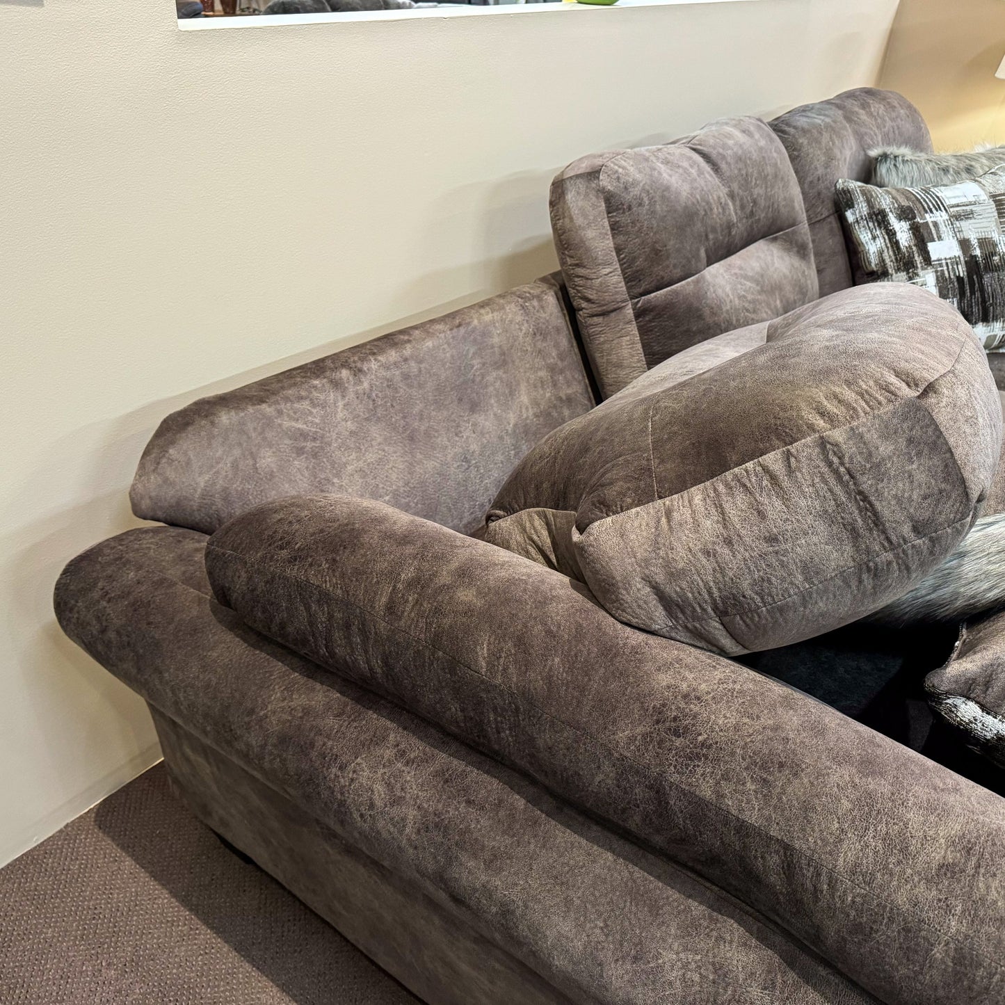 Wonderland Cola Chaise Sofa