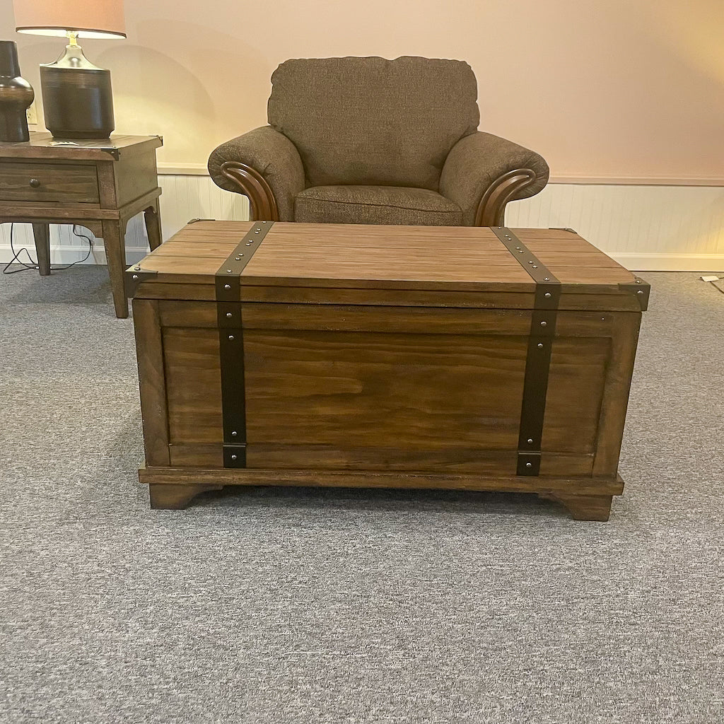 Aspen Skies Storage Trunk