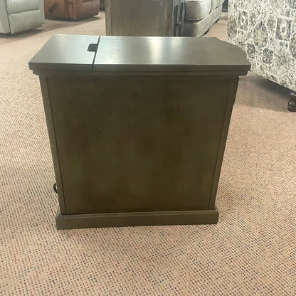 Jackson Chairside End Table