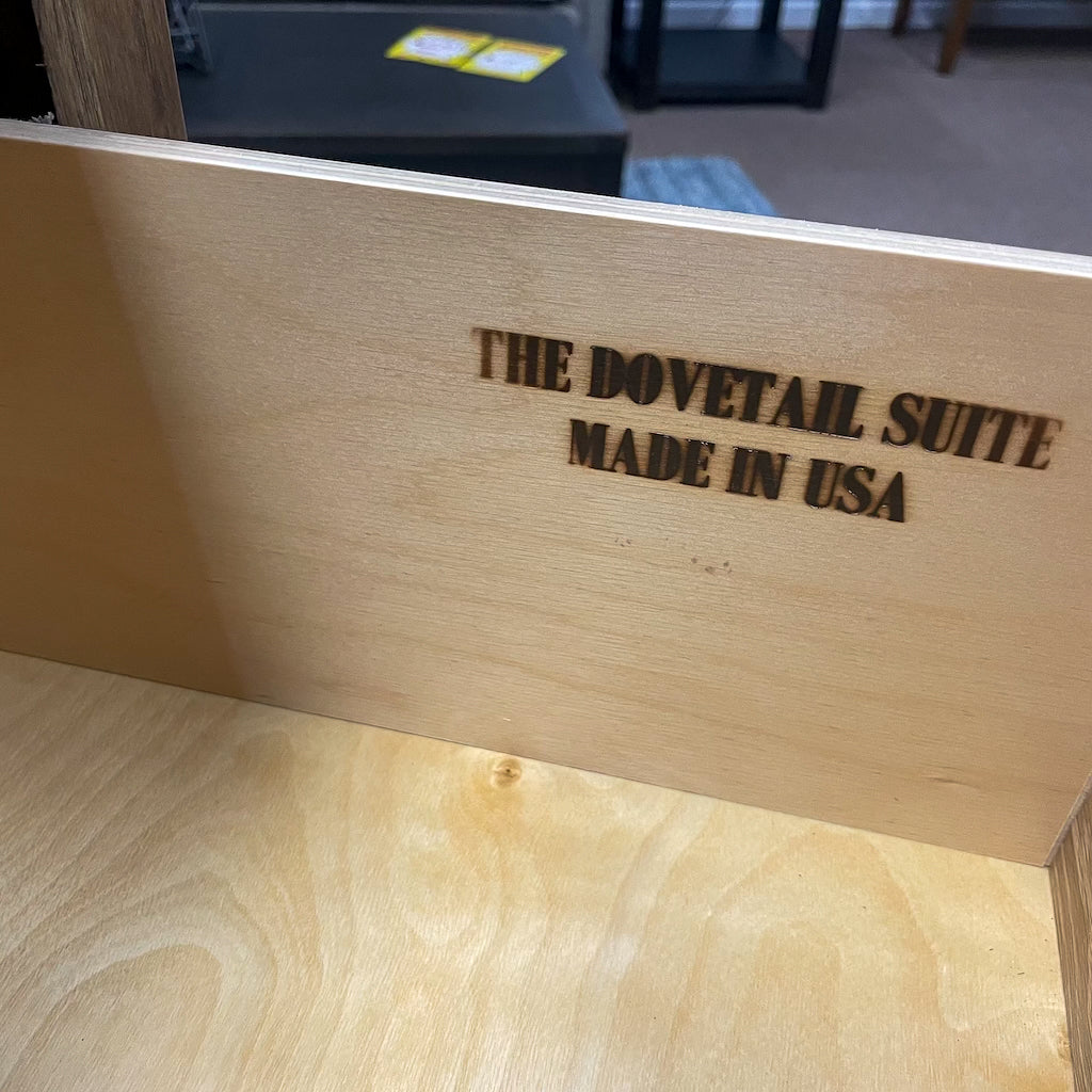 Dovetail Dresser & Mirror