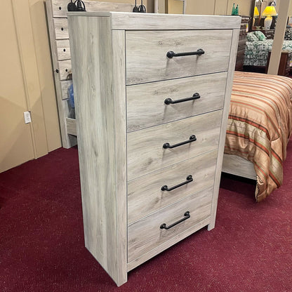 Cambeck Chest of Drawers