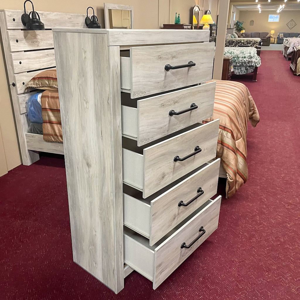Cambeck Chest of Drawers